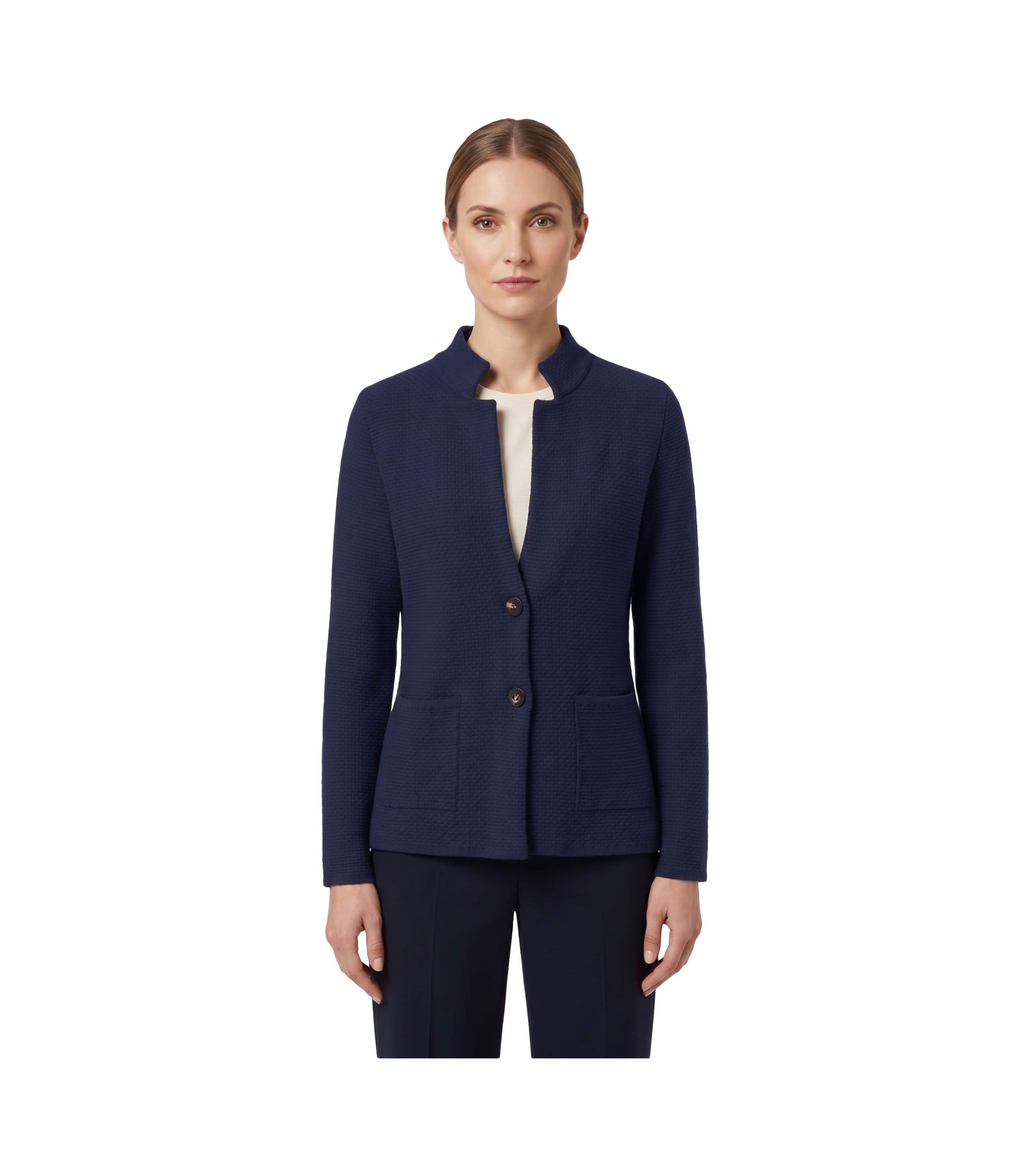 Barbara Lohmann Cardigan Inga 3 Barbara Lohmann Inga Midnight Blue - Modelaufnahme